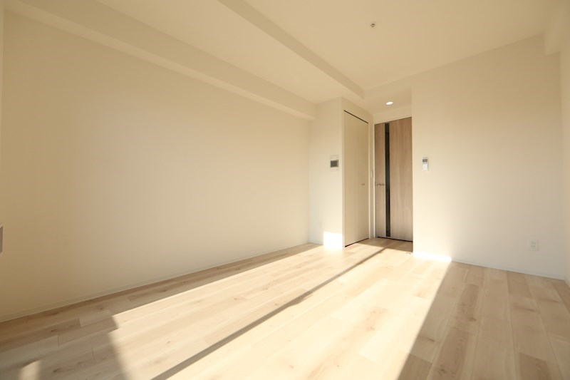 居室・リビング　洋室8帖　クローゼット付（収納充実してます）