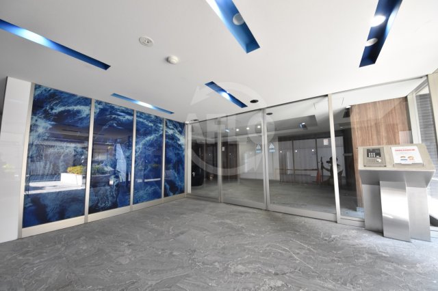 エントランス　アスヴェル阿波座Blue Earth　エントランス