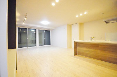 居室・リビング　内観イメージ(現状優先)