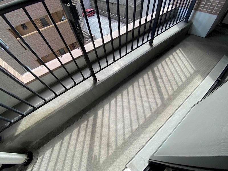 バルコニー　同物件別部屋イメージ