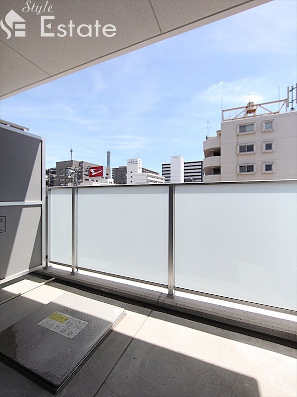 バルコニー　バルコニー