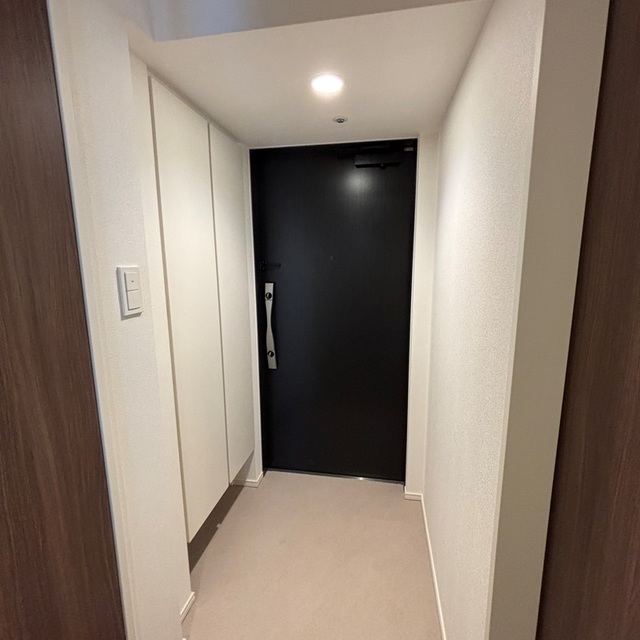 玄関　※写真は同タイプ住戸です。