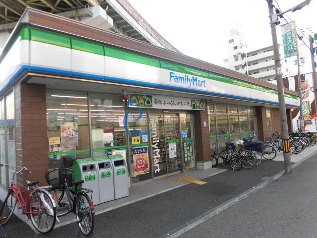 コンビニ　ファミリーマート背戸口五丁目店（コンビニ）まで292m