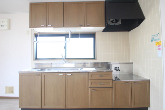 キッチン　※別部屋の写真です