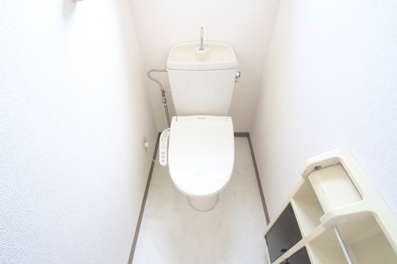 トイレ　※別部屋の写真です