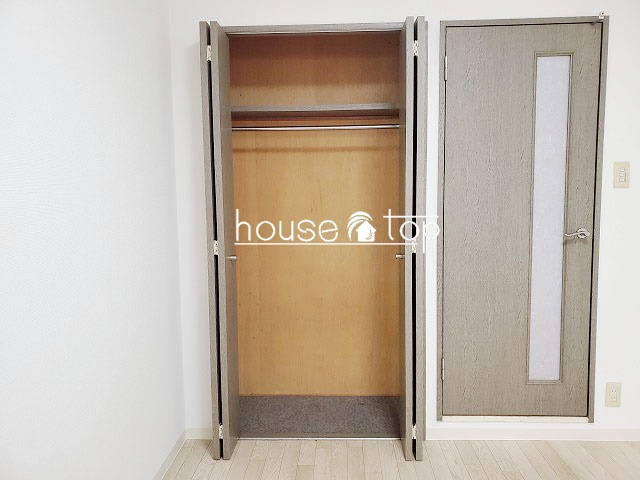 収納　衣類など収納可能