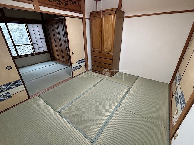 居室・リビング　●全和室の畳の表替え済み