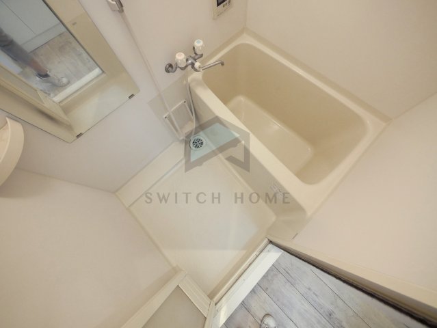 バス・シャワールーム　お風呂です