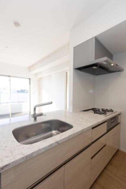 キッチン　※写真は同タイプ住戸です。