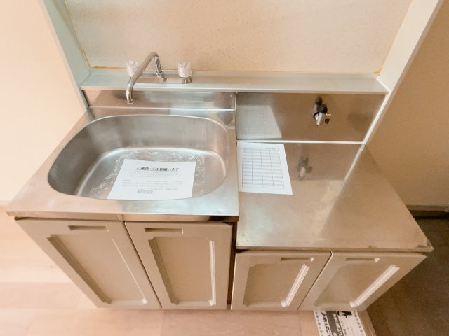 キッチン　※別部屋同間取りのお写真となります。参考にご覧くださいませ。