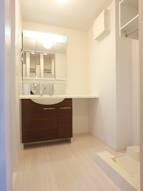 洗面設備　図面と現状に相違がある場合には現状を優先