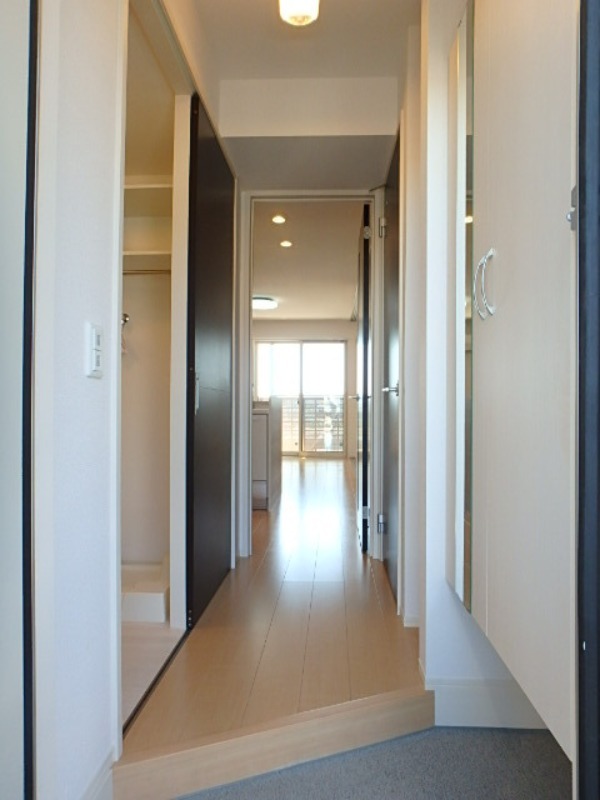 玄関　図面と現状に相違がある場合には現状を優先