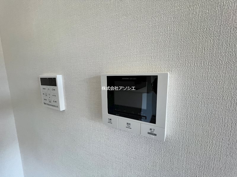セキュリティ　モニター付きインターホン