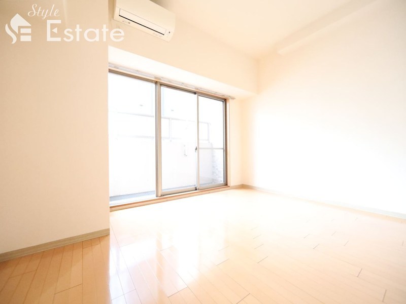 居室・リビング　内装