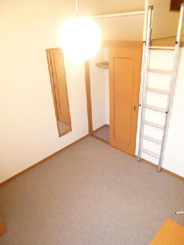 収納　奥に見えるのがクローゼットになります！