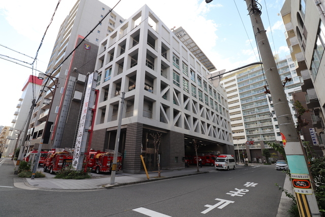 スーパー　ライフ　大国町店（スーパー）まで757m