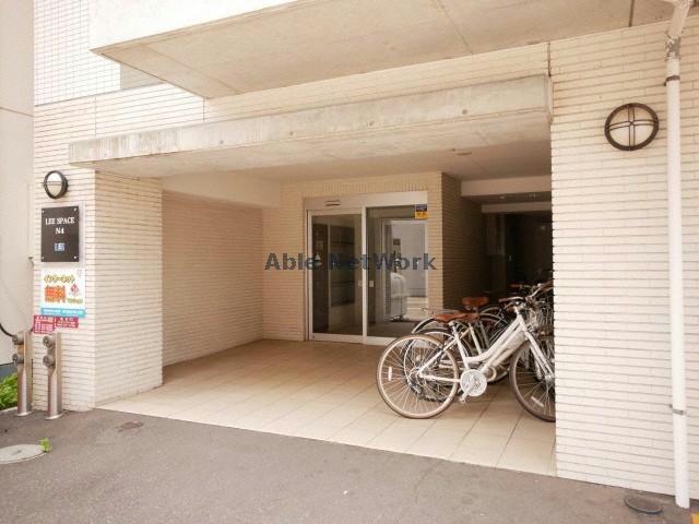 エントランス　エントランス部分