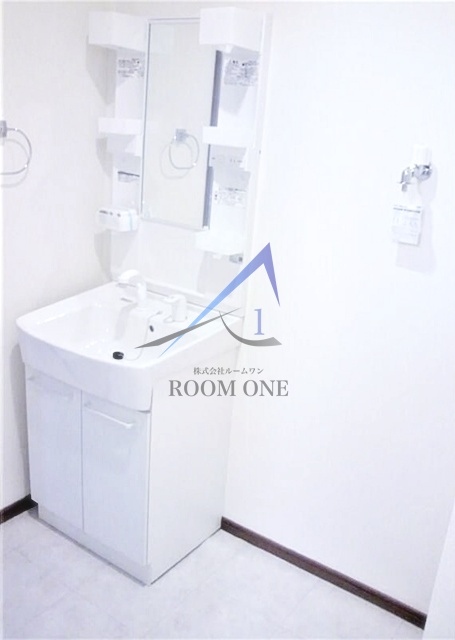 洗面設備　洗面台です。