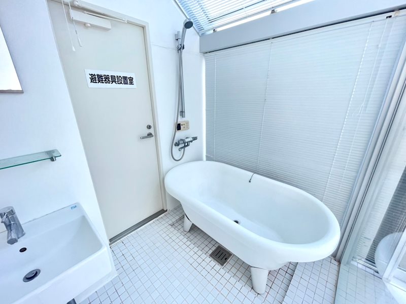 バス・シャワールーム　別号室・参考写真（実際のお部屋とは異なります）