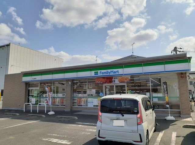 コンビニ　ファミリーマート岡山御南店（コンビニ）まで230m