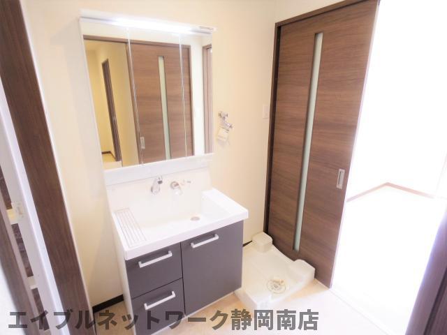 洗面設備　洗面所です