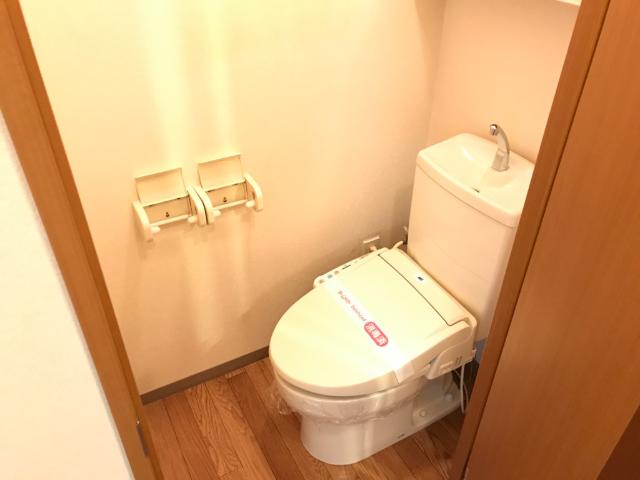 トイレ　シャワー付トイレ（イメージ）