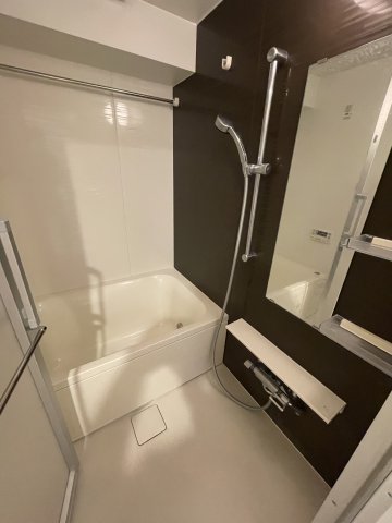 バス・シャワールーム　※他部屋参考写真