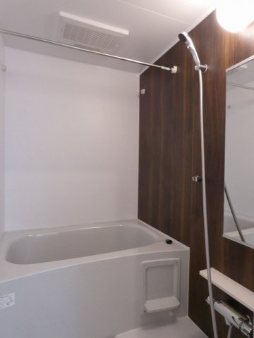 バス・シャワールーム　お風呂です