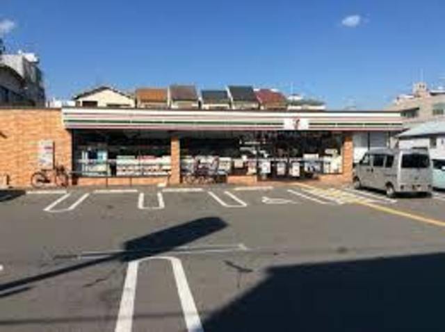 コンビニ　セブンイレブン大阪加美南3丁目店（コンビニ）まで370m