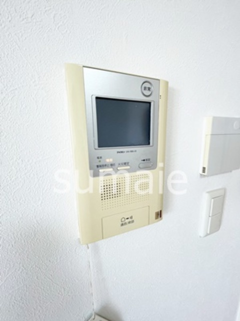 セキュリティ　モニター付きインターホン