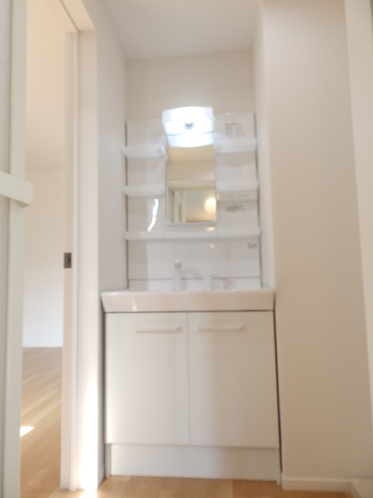 洗面設備　脱衣スペースもあります