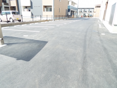 駐車場　駐車スペースもあります