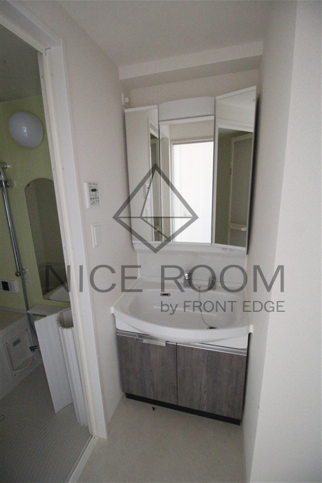 洗面設備　プレサンス南堀江　独立洗面台