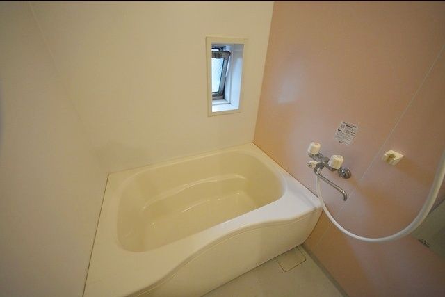 バス・シャワールーム　内装