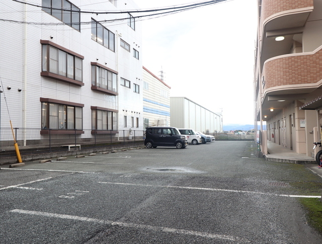 駐車場　チェリーブラッサム駐車場