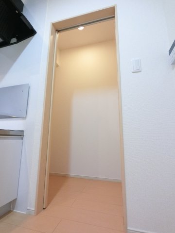 その他　パントリー付き☆