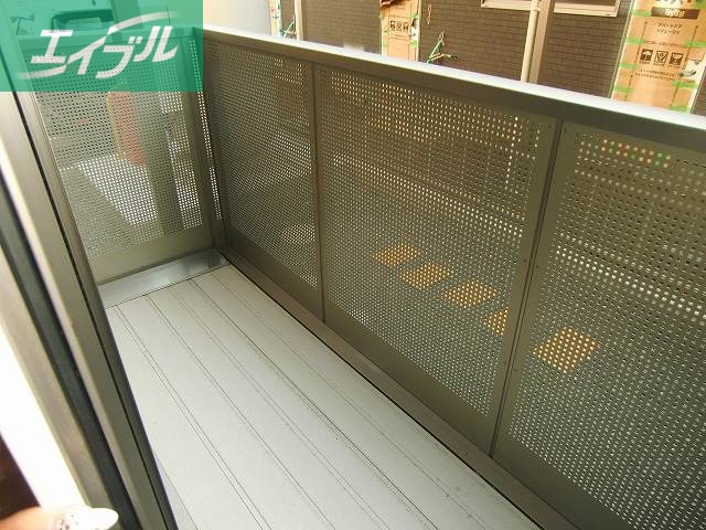 バルコニー　別の類似物件の写真です。実際とは異なります。