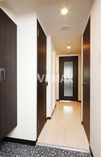 玄関　シューズボックスあり♪