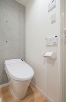 トイレ　別部屋参考写真