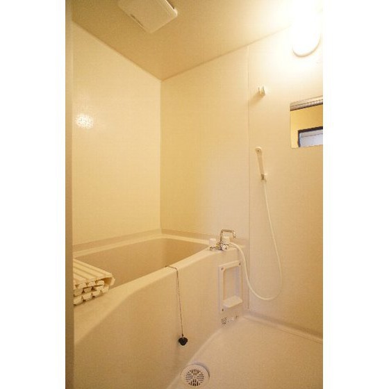 バス・シャワールーム　追い焚き付き