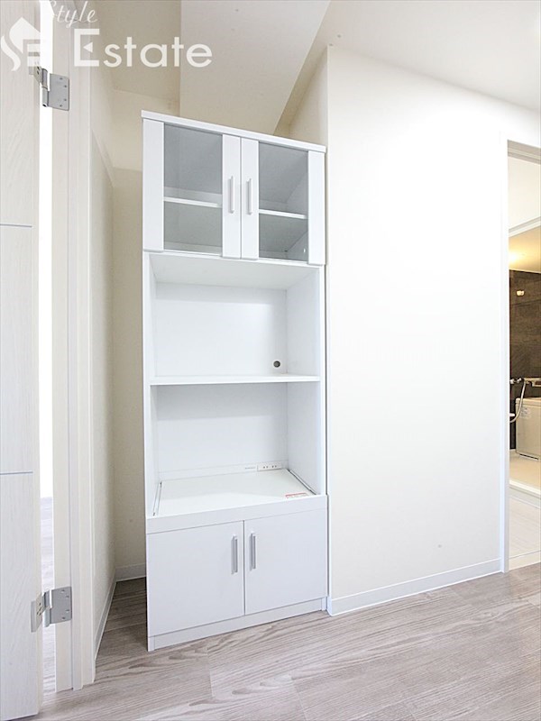 その他設備　キッチン後ろ棚