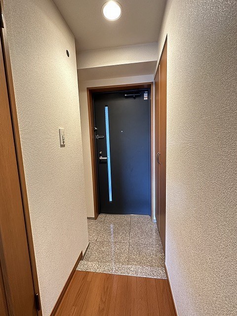 玄関　※参考写真