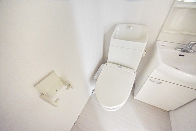 トイレ　ウォシュレット