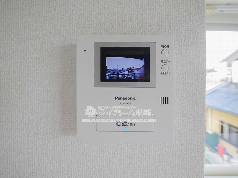セキュリティ　内観写真は同タイプ間取りを引用しており、内装が異なる場合がご