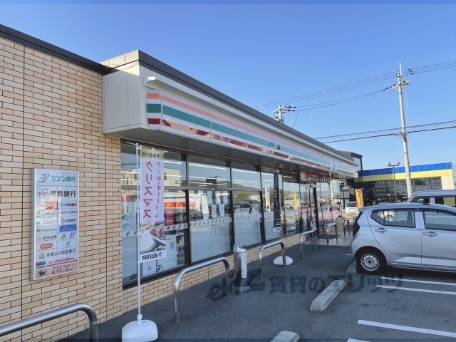 コンビニ　セブンイレブン桜井阿部（コンビニ）まで750m