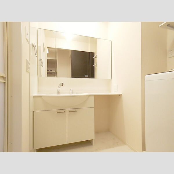 洗面設備　洗髪洗面化粧台