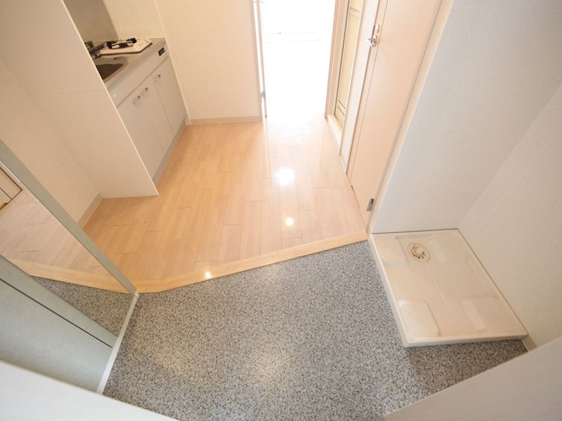 その他　室内洗濯機置き場　広々玄関