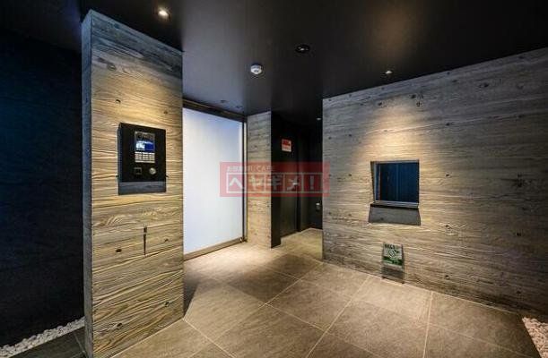 ロビー　エントランス