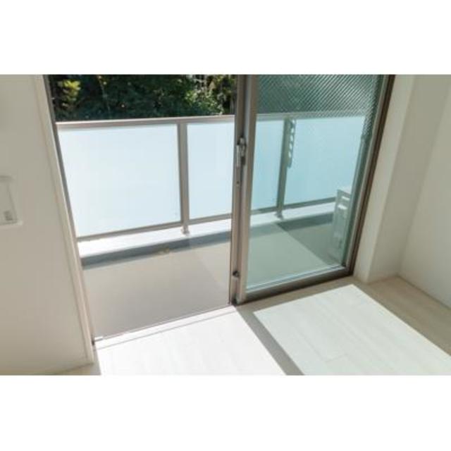 バルコニー　同タイプ部屋　参考写真