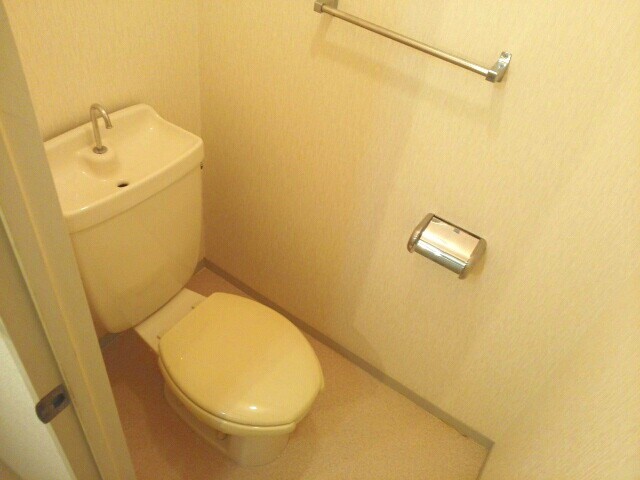 トイレ　きれいなトイレです。